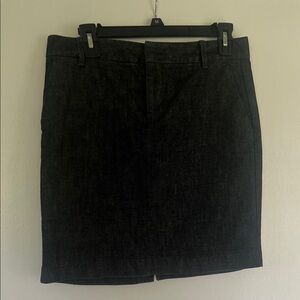 Classic Gap Deep Navy Denim Skirt Front Pockets Size 4 Great Condition